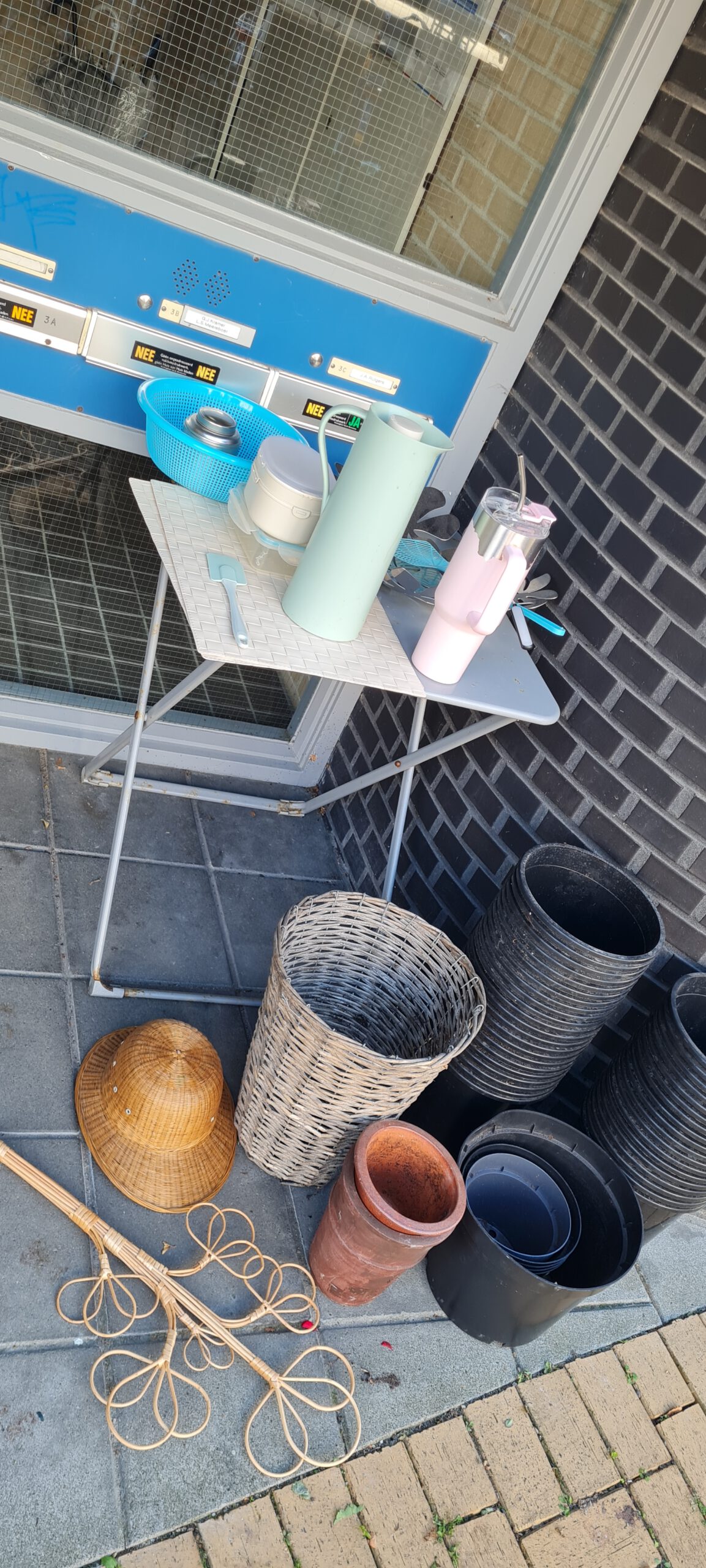 , Weggeefwinkel, Free Stuf, Stooping. Marktplaats, Vinted, Garage sale